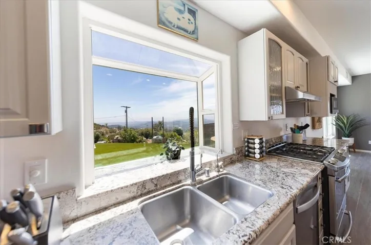 15471 Green Valley Truck, Ramona, California 92065
