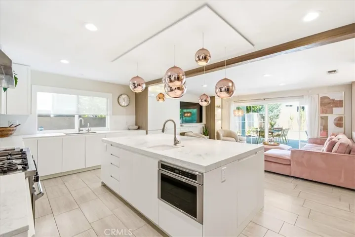 25111 Shaver Lake Circle, Lake Forest, California 92630