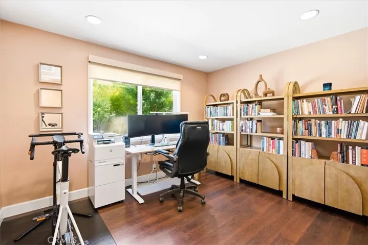 25111 Shaver Lake Circle, Lake Forest, California 92630