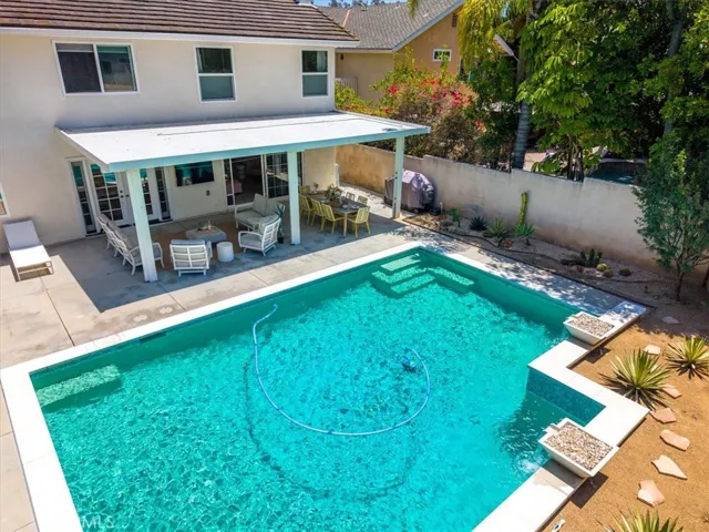 25111 Shaver Lake Circle, Lake Forest, California 92630