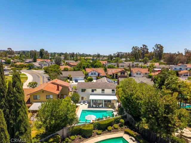 25111 Shaver Lake Circle, Lake Forest, California 92630
