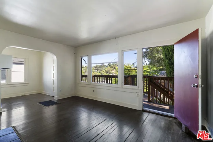 1627 Fargo Street, Los Angeles, California 90026