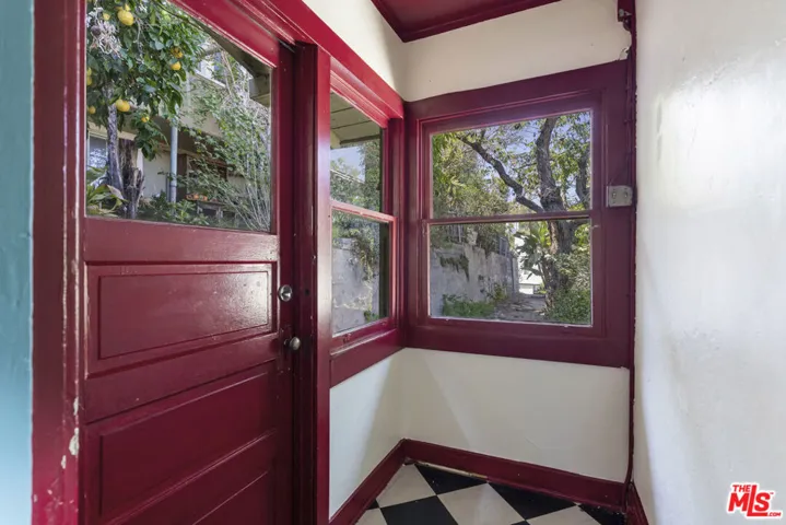 1627 Fargo Street, Los Angeles, California 90026