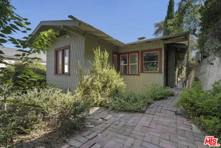 1627 Fargo Street, Los Angeles, California 90026