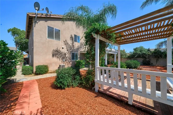 6377 Peach, Eastvale, California 92880