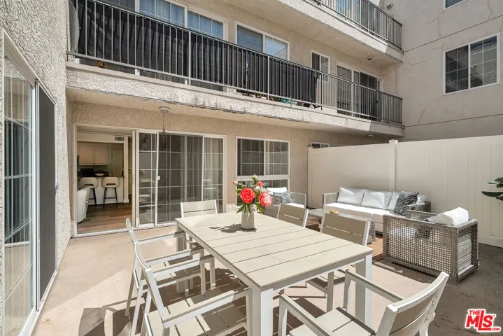5050 Coldwater Canyon Avenue 203, Sherman Oaks, California 91423
