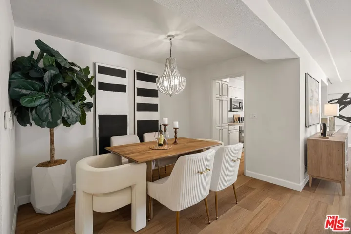 5050 Coldwater Canyon Avenue 203, Sherman Oaks, California 91423