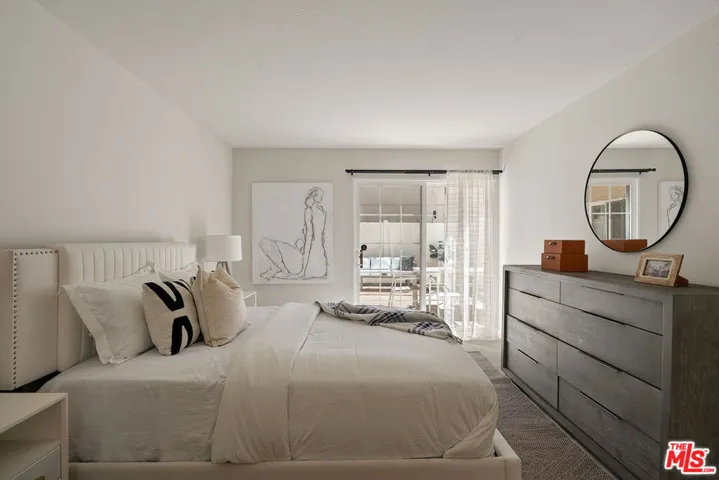 5050 Coldwater Canyon Avenue 203, Sherman Oaks, California 91423