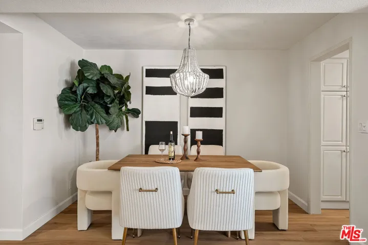 5050 Coldwater Canyon Avenue 203, Sherman Oaks, California 91423