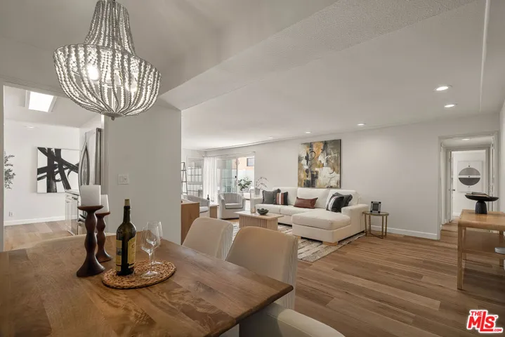 5050 Coldwater Canyon Avenue 203, Sherman Oaks, California 91423