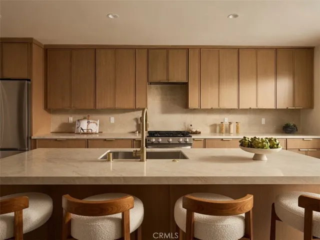 4819 Genesta Avenue, Encino, California 91316