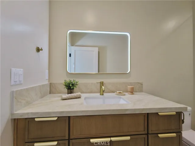 4819 Genesta Avenue, Encino, California 91316