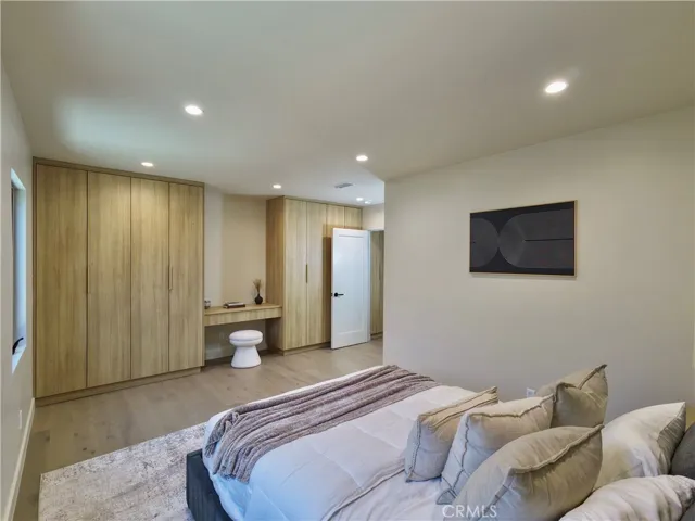 4819 Genesta Avenue, Encino, California 91316