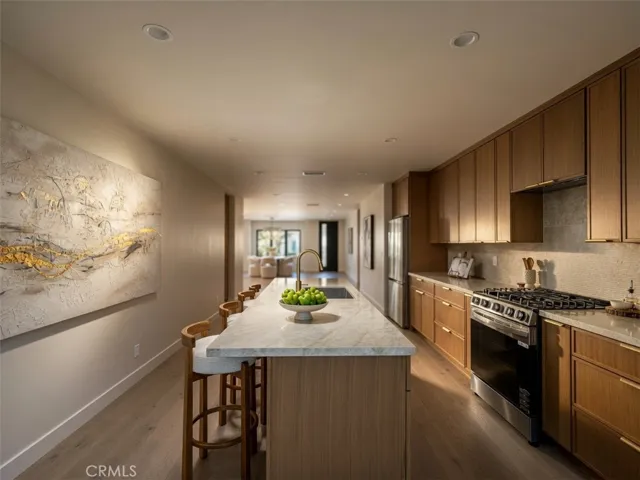 4819 Genesta Avenue, Encino, California 91316
