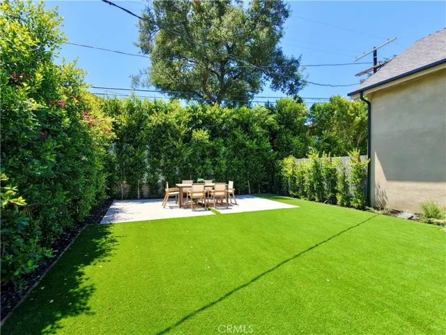 4819 Genesta Avenue, Encino, California 91316