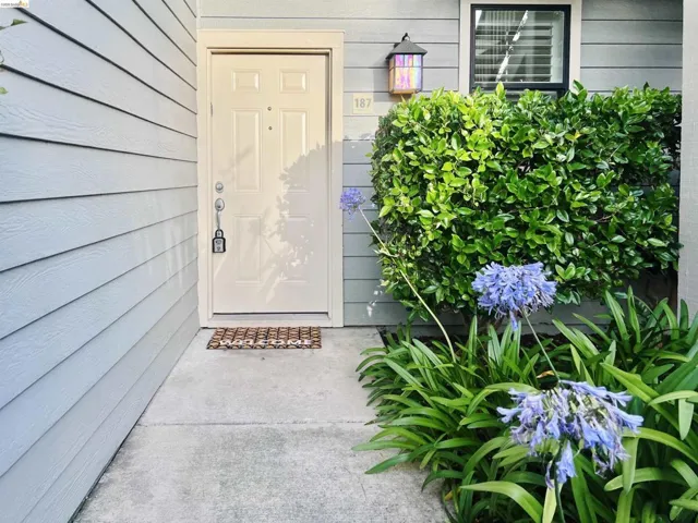 187 Shoreline Ct, Richmond, California 94804