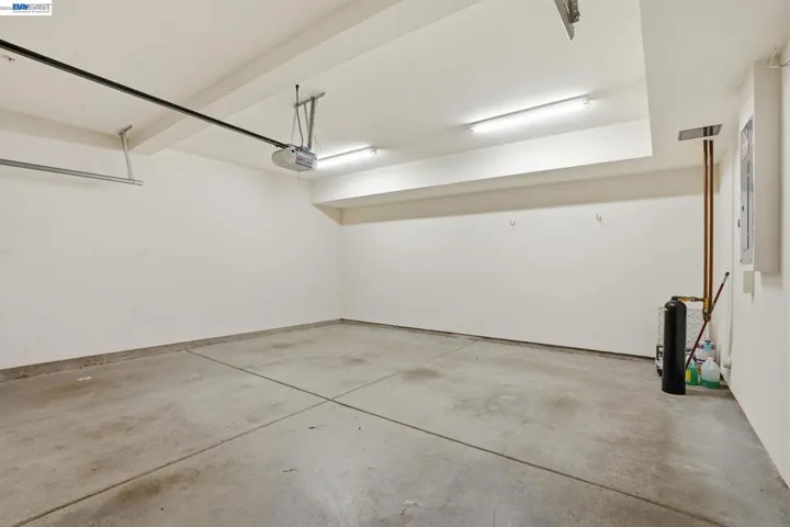674 Selby Lane 4, Livermore, California 94551
