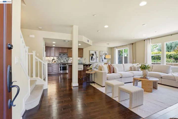 674 Selby Lane 4, Livermore, California 94551