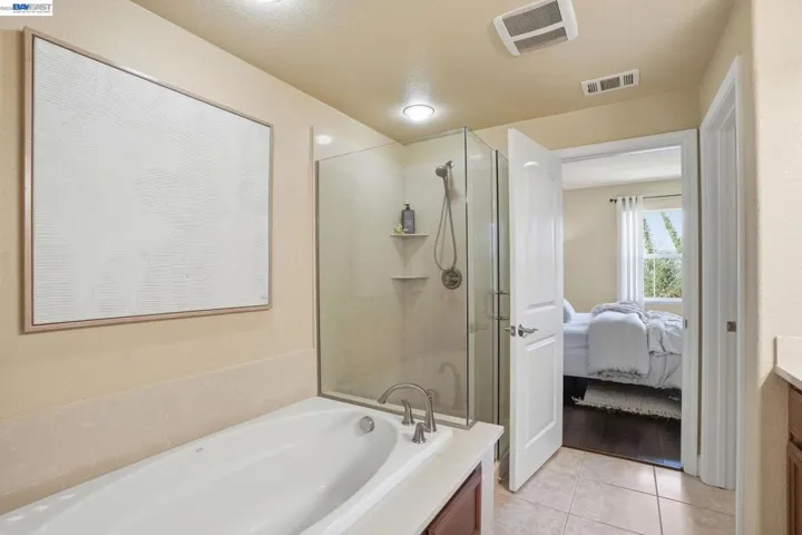 674 Selby Lane 4, Livermore, California 94551