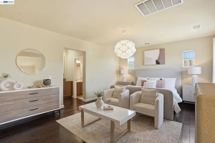 674 Selby Lane 4, Livermore, California 94551