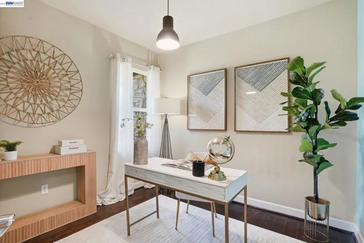 674 Selby Lane 4, Livermore, California 94551