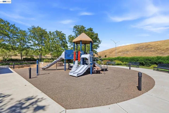 674 Selby Lane 4, Livermore, California 94551