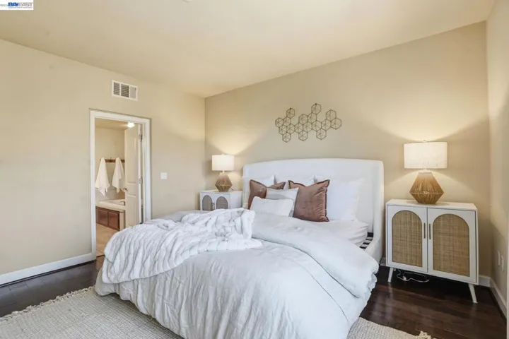 674 Selby Lane 4, Livermore, California 94551