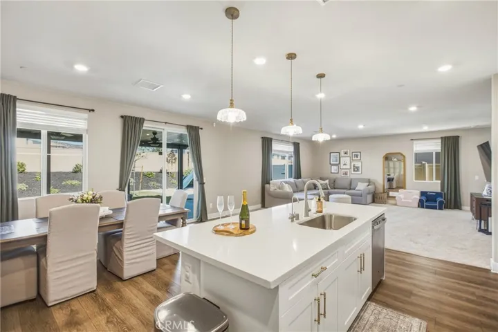 34330 Coconut Circle, Winchester, California 92596