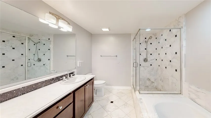 4424 Whitsett Avenue 206, Studio City, California 91604