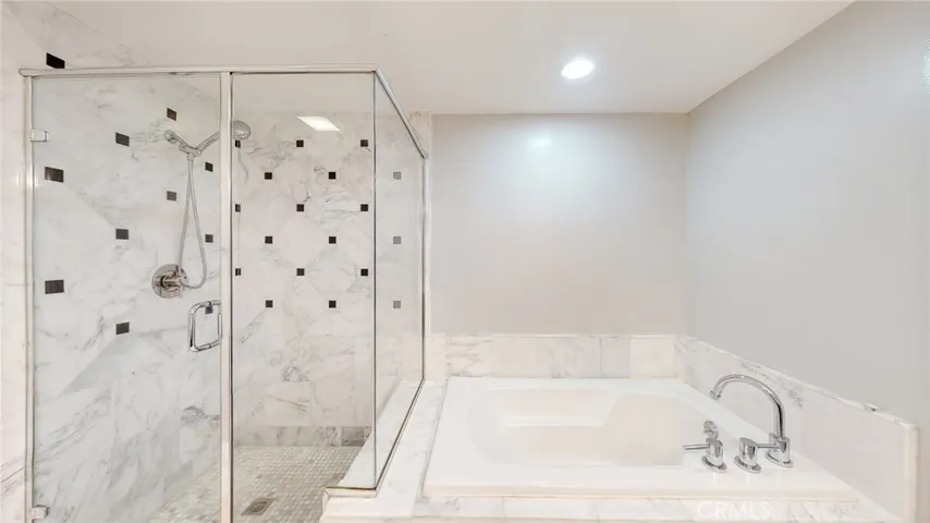 4424 Whitsett Avenue 206, Studio City, California 91604