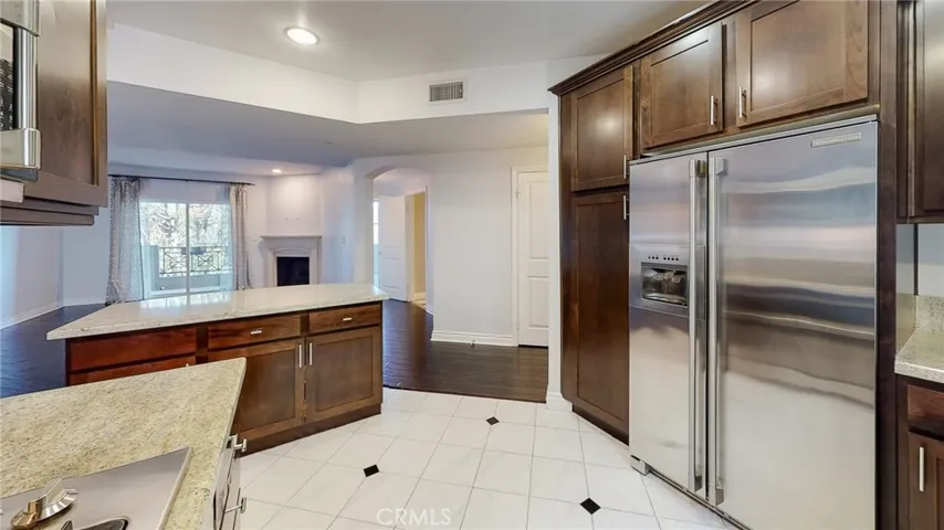 4424 Whitsett Avenue 206, Studio City, California 91604