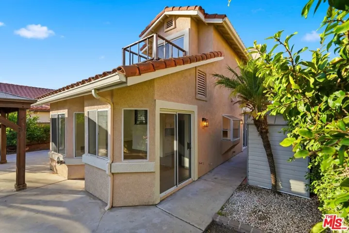 1752 Blossom Court, Newbury Park, California 91320
