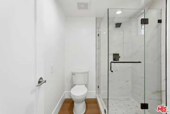 1752 Blossom Court, Newbury Park, California 91320