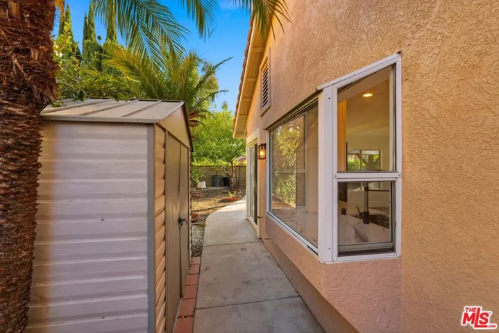 1752 Blossom Court, Newbury Park, California 91320