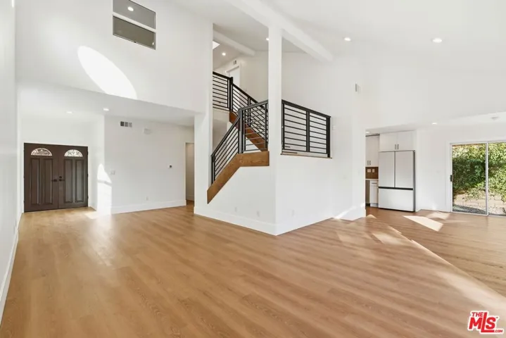 1752 Blossom Court, Newbury Park, California 91320