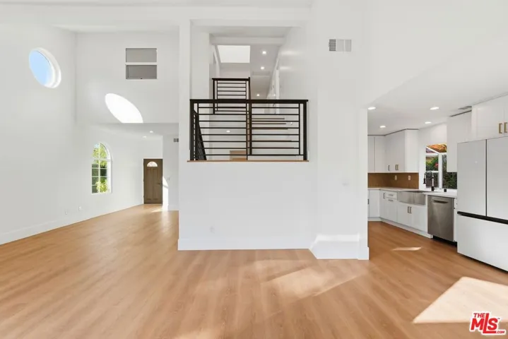 1752 Blossom Court, Newbury Park, California 91320