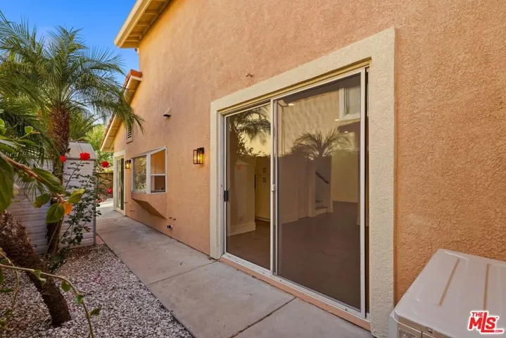 1752 Blossom Court, Newbury Park, California 91320