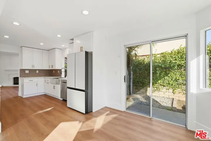 1752 Blossom Court, Newbury Park, California 91320