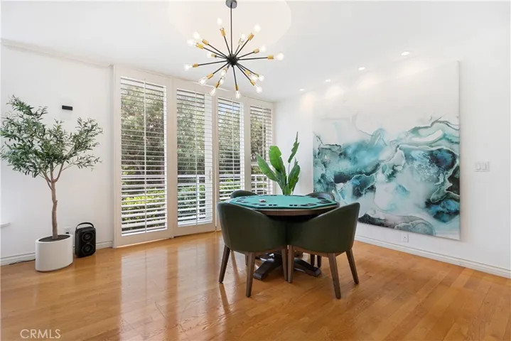 1356 Summitridge, Beverly Hills, California 90210