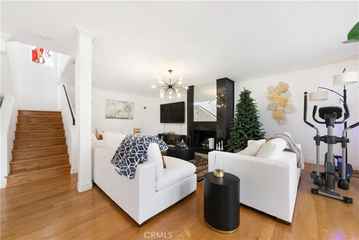 1356 Summitridge, Beverly Hills, California 90210