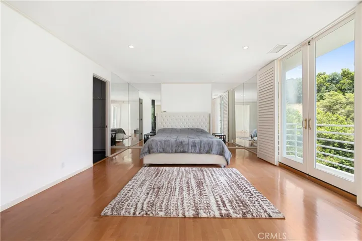 1356 Summitridge, Beverly Hills, California 90210