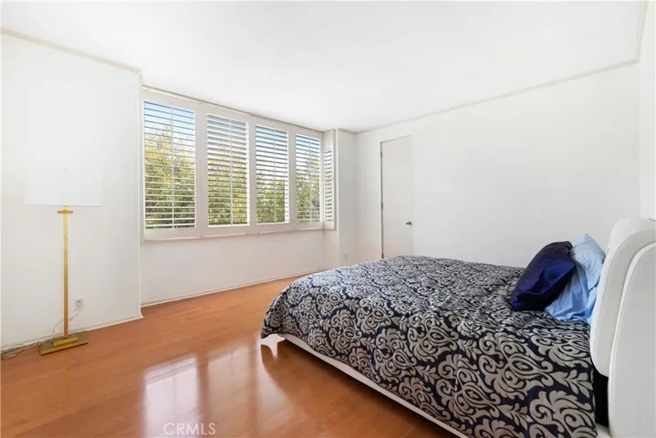 1356 Summitridge, Beverly Hills, California 90210