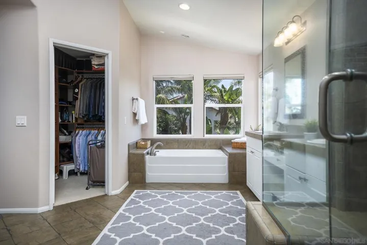 5790 Mosswood Cove, San Diego, California 92130