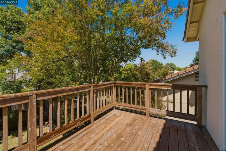 862 Foothill Dr, Windsor, California 95492