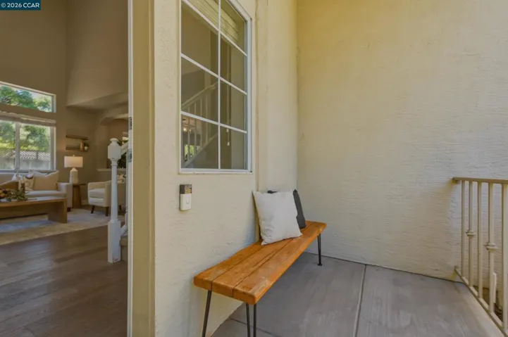 862 Foothill Dr, Windsor, California 95492