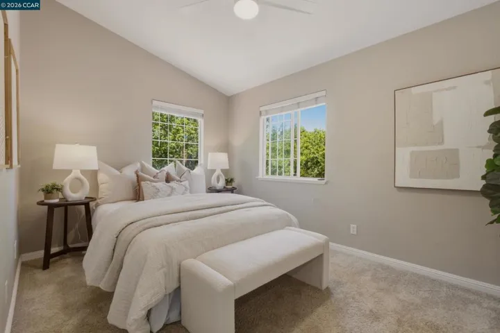862 Foothill Dr, Windsor, California 95492