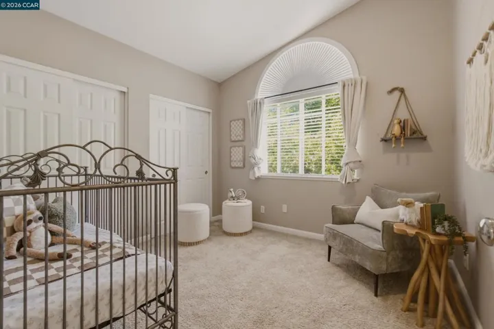 862 Foothill Dr, Windsor, California 95492