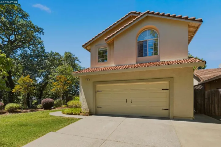 862 Foothill Dr, Windsor, California 95492