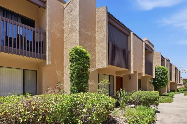 9463 Gold Coast H5, San Diego, California 92126