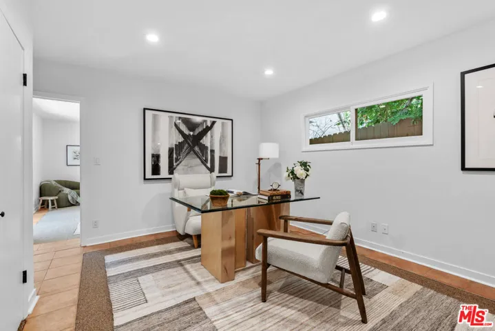 13009 Greenleaf Street, Studio City, California 91604
